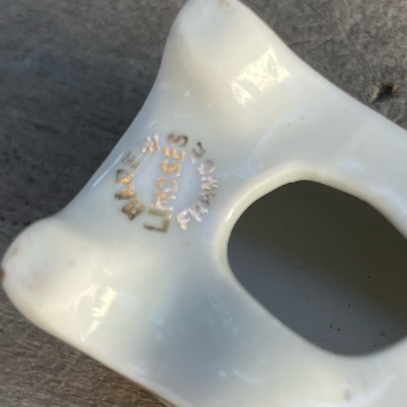 Limoges set of seven miniature furniture - Picture 12 of 15